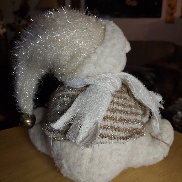 Vintage* Rare 80s White Christmas Gift-Giving Sitting Teddy Bear. - Picture 3 of 7